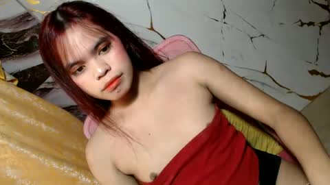 transpinay_kimxxx online show from 07/05/26, 11:01