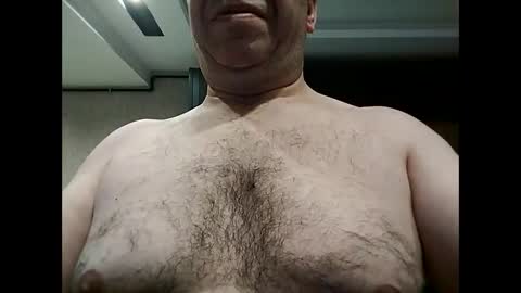 Snapshot of trapper727272 chatting on 01/31/25, 08:33 Big Head Cock online show from 01/31/25, 08:33