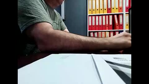 Snapshot of trapper727272 chatting on 03/11/25, 09:13 Big Head Cock online show from 03/11/25, 09:13