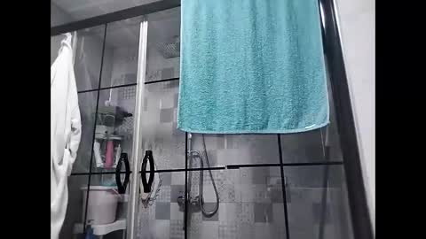 Snapshot of trapper727272 chatting on 09/22/25, 04:47 Big Head Cock online show from 09/22/25, 04:47