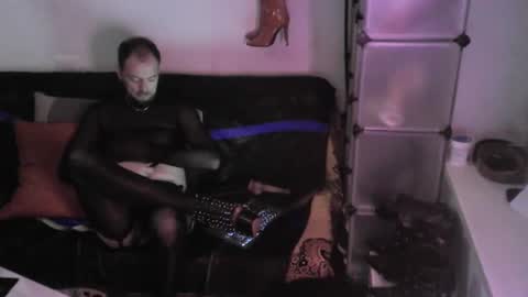 travanale online show from 03/05/25, 02:36