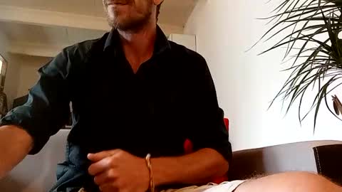 Snapshot of traveler_of_pleasure chatting on 10/21/25, 10:16 traveler_of_pleasure online show from 10/21/25, 10:16