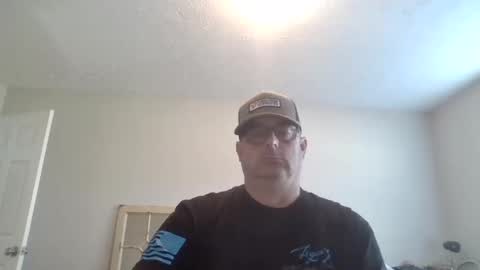 Snapshot of travelingman53 chatting on 10/14/25, 06:31 Travelingman53 online show from 10/14/25, 06:31