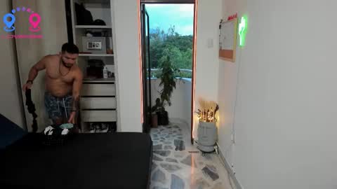 travis bakerr online show from 09/20/25, 10:44