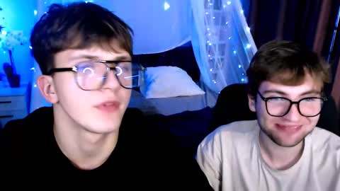 Snapshot of travis_wolf_ chatting on 11/20/25, 08:41 Travis online show from 11/20/25, 08:41