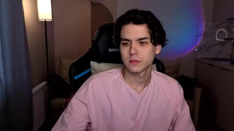 travisrivas online show from 05/17/26, 07:28