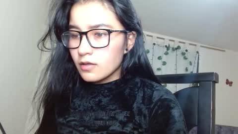 Snapshot of trebol_4 chatting on 01/08/26, 01:30 trebol_4 online show from 01/08/26, 01:30