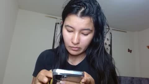 Snapshot of trebol_4 chatting on 02/25/26, 05:44 trebol_4 online show from 02/25/26, 05:44