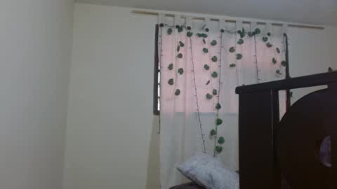 Snapshot of trebol_4 chatting on 03/16/26, 08:35 trebol_4 online show from 03/16/26, 08:35