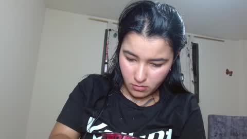 Snapshot of trebol_4 chatting on 04/22/26, 09:27 trebol_4 online show from 04/22/26, 09:27