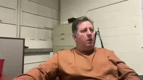 Snapshot of treborinthesky chatting on 10/18/25, 04:08 treborinthesky online show from 10/18/25, 04:08