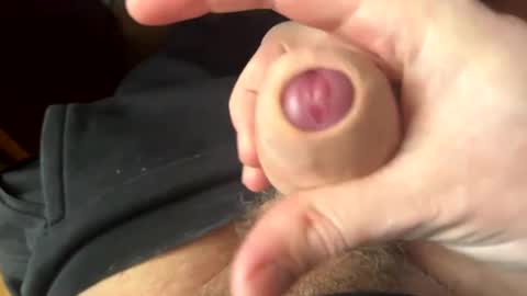 Snapshot of tree553 chatting on 03/11/25, 03:45 tree553 online show from 03/11/25, 03:45