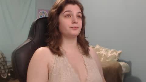 TreeJeanne online show from 12/12/24, 12:55