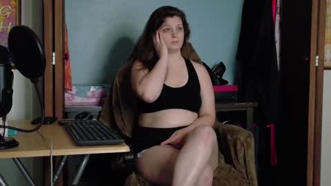 TreeJeanne online show from 09/25/25, 02:04