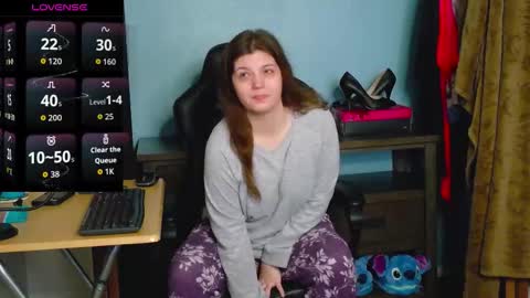 TreeJeanne online show from 11/27/25, 03:08