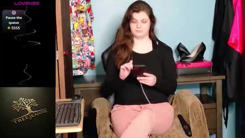 Snapshot of treejeanne chatting on 01/17/26, 05:38 TreeJeanne online show from 01/17/26, 05:38