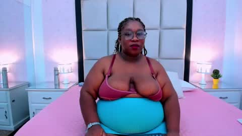 Treisy Vixen big ass online show from 06/26/26, 03:11