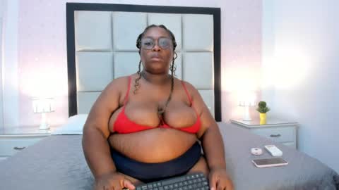 Treisy Vixen big ass online show from 06/29/26, 10:15