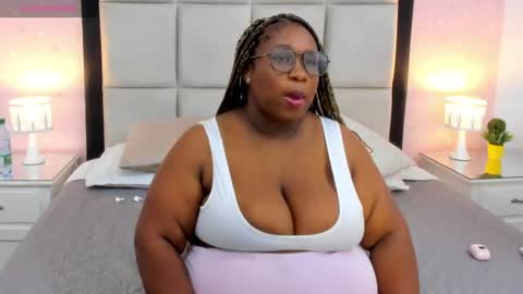 Treisy Vixen big ass online show from 07/01/26, 03:08