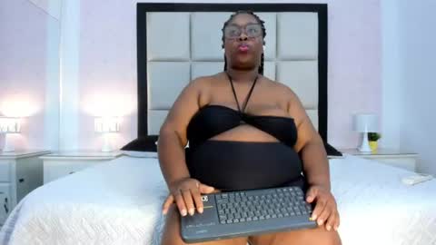 Treisy Vixen big ass online show from 07/07/26, 07:23