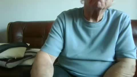 Snapshot of trekbeestje1 chatting on 12/04/25, 09:07 trekbeestje online show from 12/04/25, 09:07