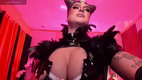 Jade online show from 12/12/24, 07:30
