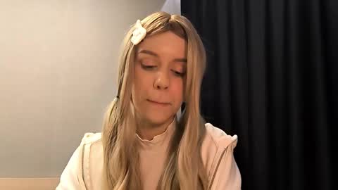 Snapshot of tressamarshbanks chatting on 10/10/25, 07:24 Alice online show from 10/10/25, 07:24