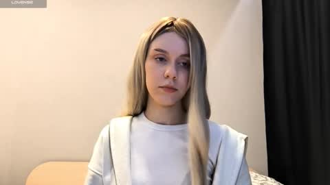 Snapshot of tressamarshbanks chatting on 11/02/25, 06:43 Alice online show from 11/02/25, 06:43