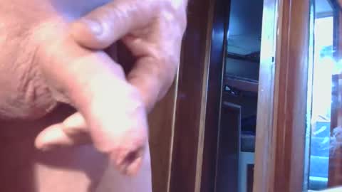 Snapshot of trevluv77 chatting on 10/26/25, 08:15 trevluv77 online show from 10/26/25, 08:15