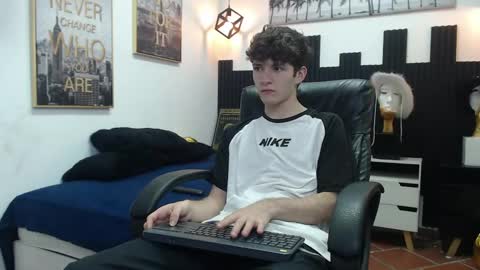 Snapshot of trevor_mob chatting on 05/30/26, 06:38 trevor_mob online show from 05/30/26, 06:38