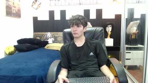 Snapshot of trevor_mob chatting on 06/01/26, 01:46 trevor_mob online show from 06/01/26, 01:46