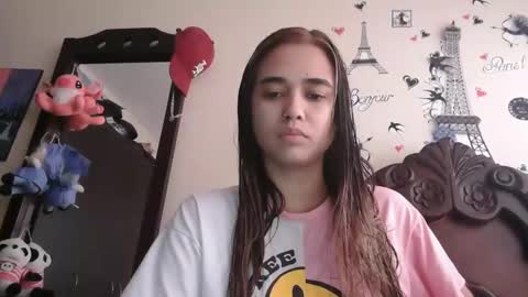 triana_bell online show from 01/16/26, 04:55