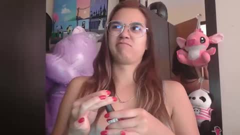 triana_bell online show from 04/26/26, 04:26