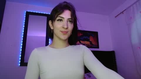 Snapshot of triana_damelio chatting on 10/03/25, 12:13 triana_damelio online show from 10/03/25, 12:13