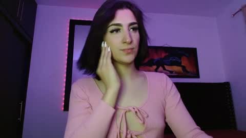 Snapshot of triana_damelio chatting on 10/15/25, 07:47 triana_damelio online show from 10/15/25, 07:47