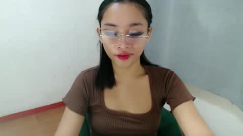 tricia_slut online show from 09/26/25, 05:00