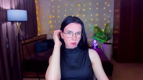 Snapshot of triciadaisy chatting on 04/21/26, 06:41 TriciaDaisy online show from 04/21/26, 06:41