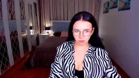 Snapshot of triciadaisy chatting on 05/11/26, 03:18 TriciaDaisy online show from 05/11/26, 03:18