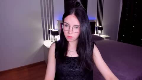 Snapshot of triciadaisy chatting on 05/18/26, 02:56 TriciaDaisy online show from 05/18/26, 02:56
