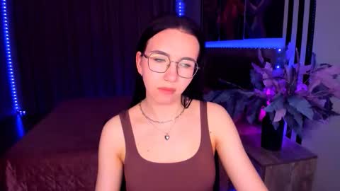 Snapshot of triciadaisy chatting on 05/22/26, 05:07 TriciaDaisy online show from 05/22/26, 05:07