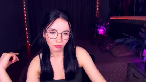 Snapshot of triciadaisy chatting on 05/29/26, 02:37 TriciaDaisy online show from 05/29/26, 02:37