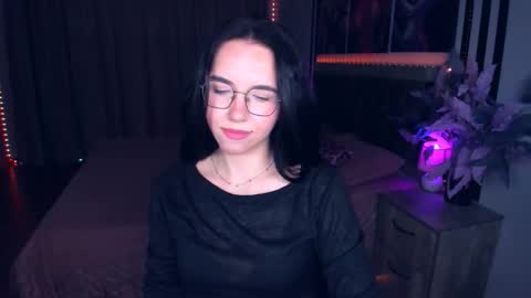 Snapshot of triciadaisy chatting on 06/05/26, 02:45 TriciaDaisy online show from 06/05/26, 02:45
