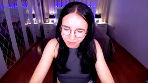 Snapshot of triciadaisy chatting on 06/13/26, 08:34 TriciaDaisy online show from 06/13/26, 08:34