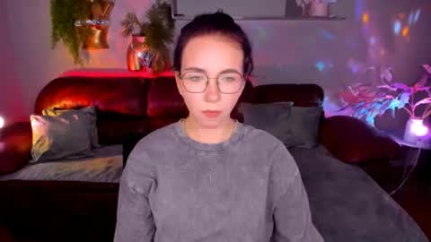 TriciaDaisy online show from 06/15/26, 09:33