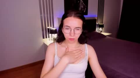 TriciaDaisy online show from 07/09/26, 09:57