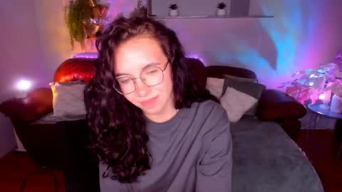 TriciaDaisy online show from 07/20/26, 10:39