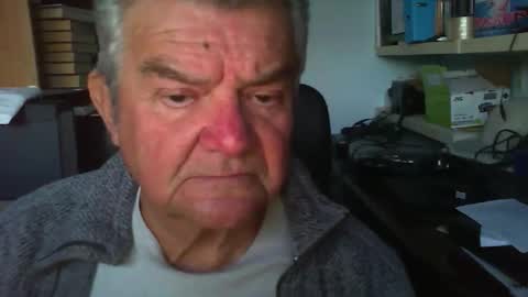 Snapshot of triggerfinger1 chatting on 01/12/26, 03:28 Steve online show from 01/12/26, 03:28