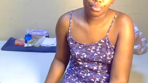 trina_z online show from 06/18/26, 09:14