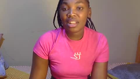 trina_z online show from 07/08/26, 10:42