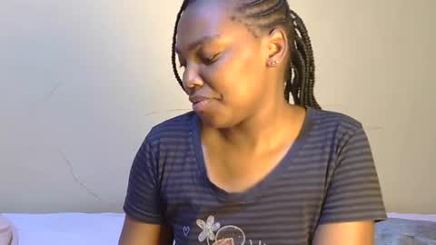 trina_z online show from 07/26/26, 10:33